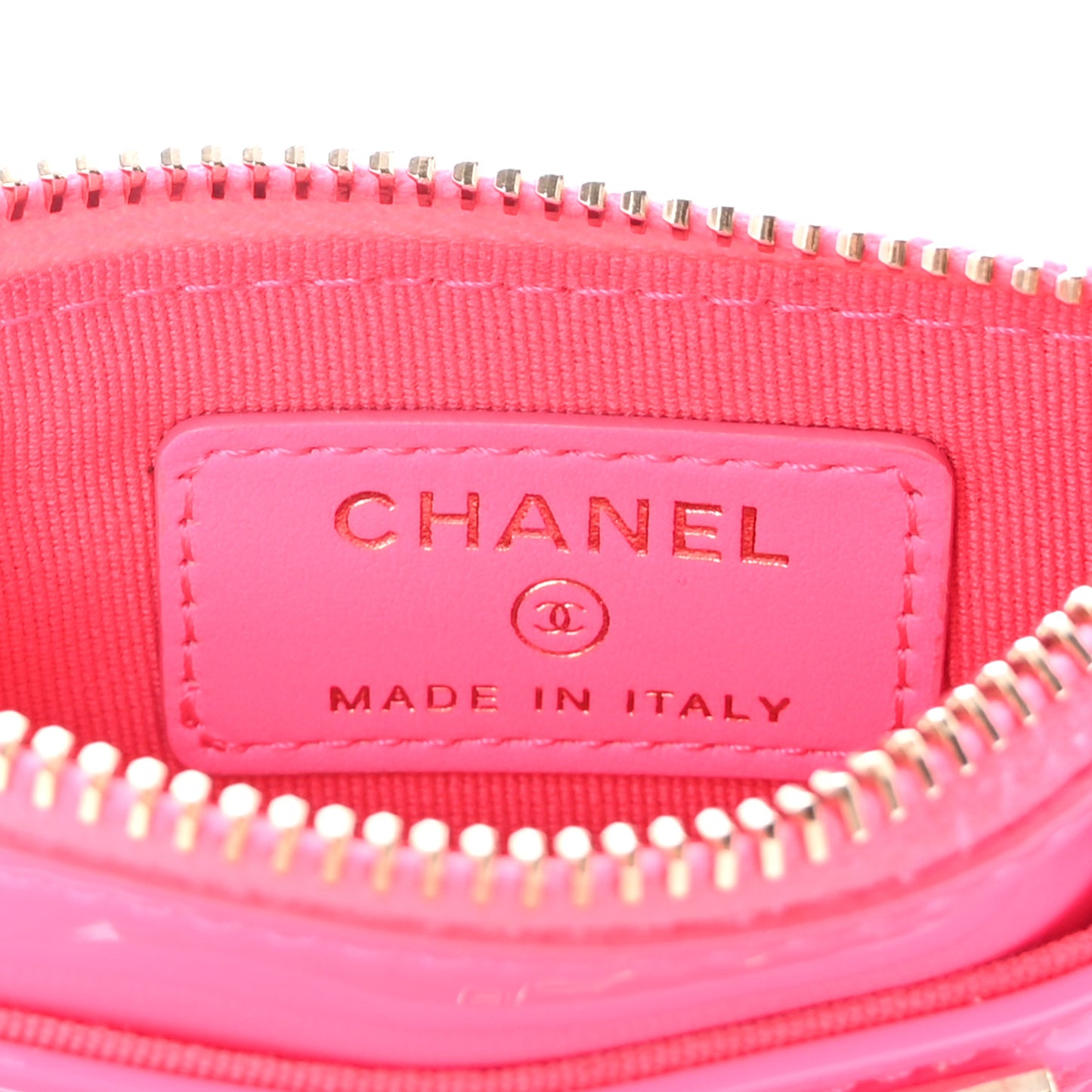 Patent Chevron Quilted Boy Zip Card Holder Neon Pink