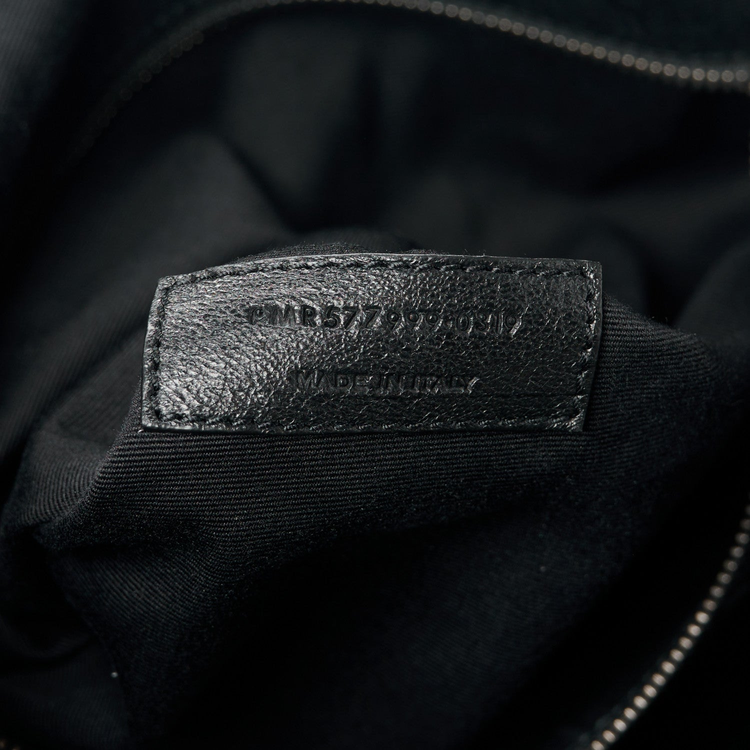 Saint Laurent Crinkled Calfskin Matelasse Monogram Medium Niki Shopper Tote Black 7 of 10