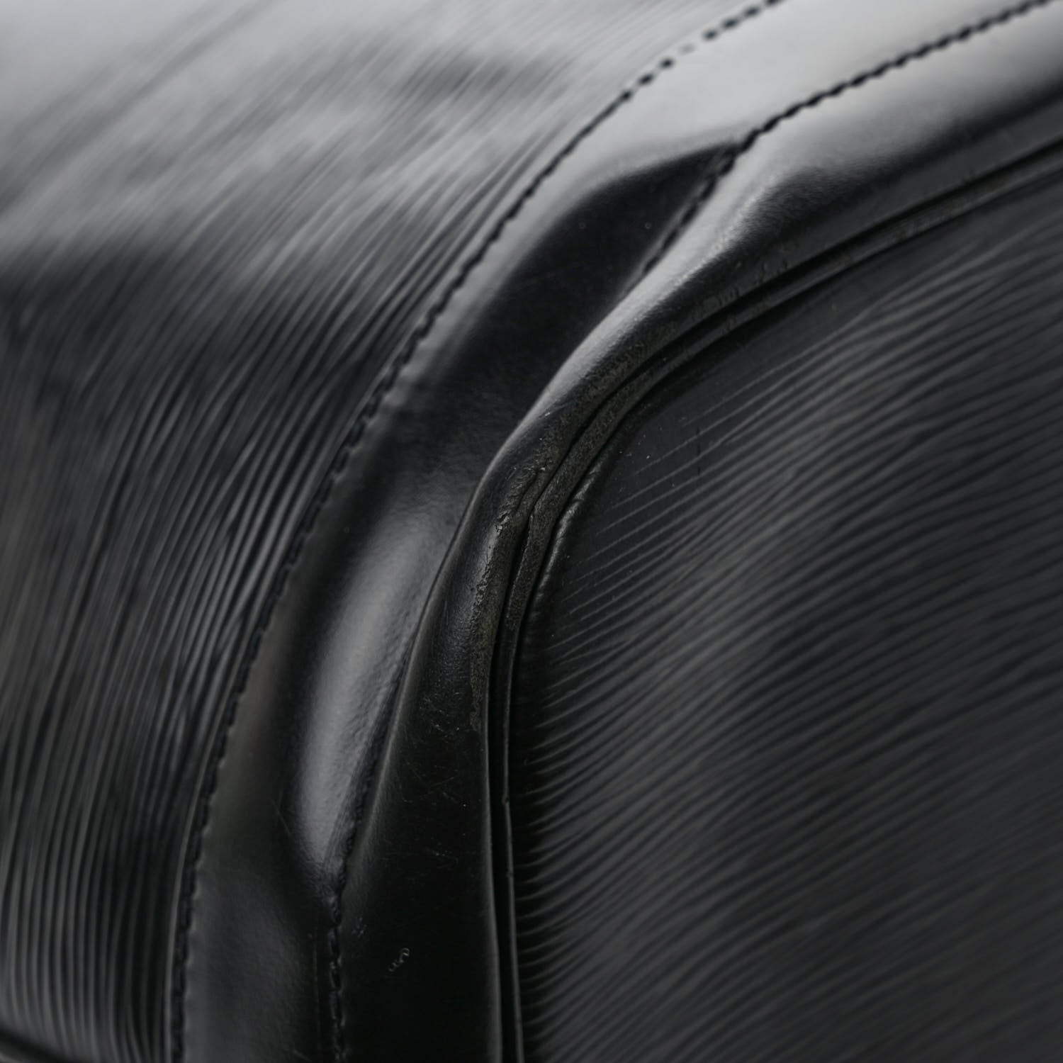 Louis Vuitton Epi Noe Black 9 of 11