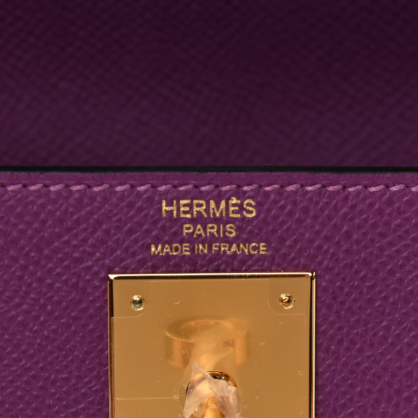 Epsom Kelly Sellier 28 Anemone