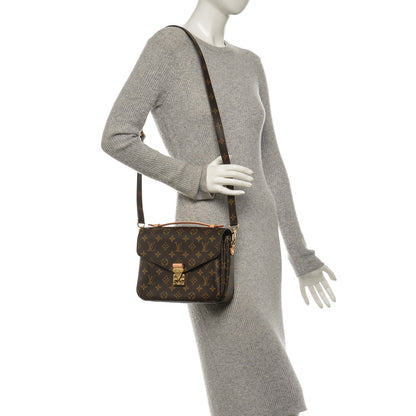 Louis Vuitton Monogram Pochette Metis 2 of 7