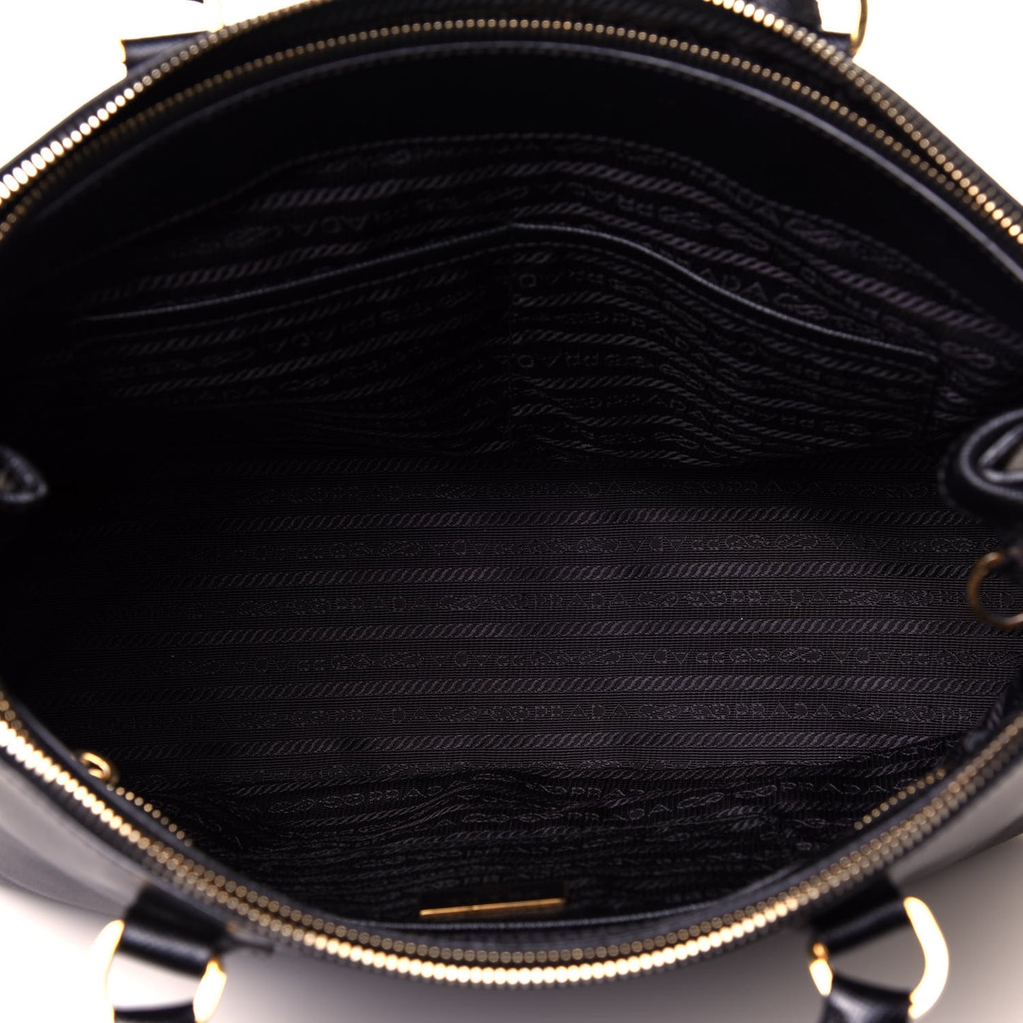 Saffiano Medium Galleria Double Zip Tote Black