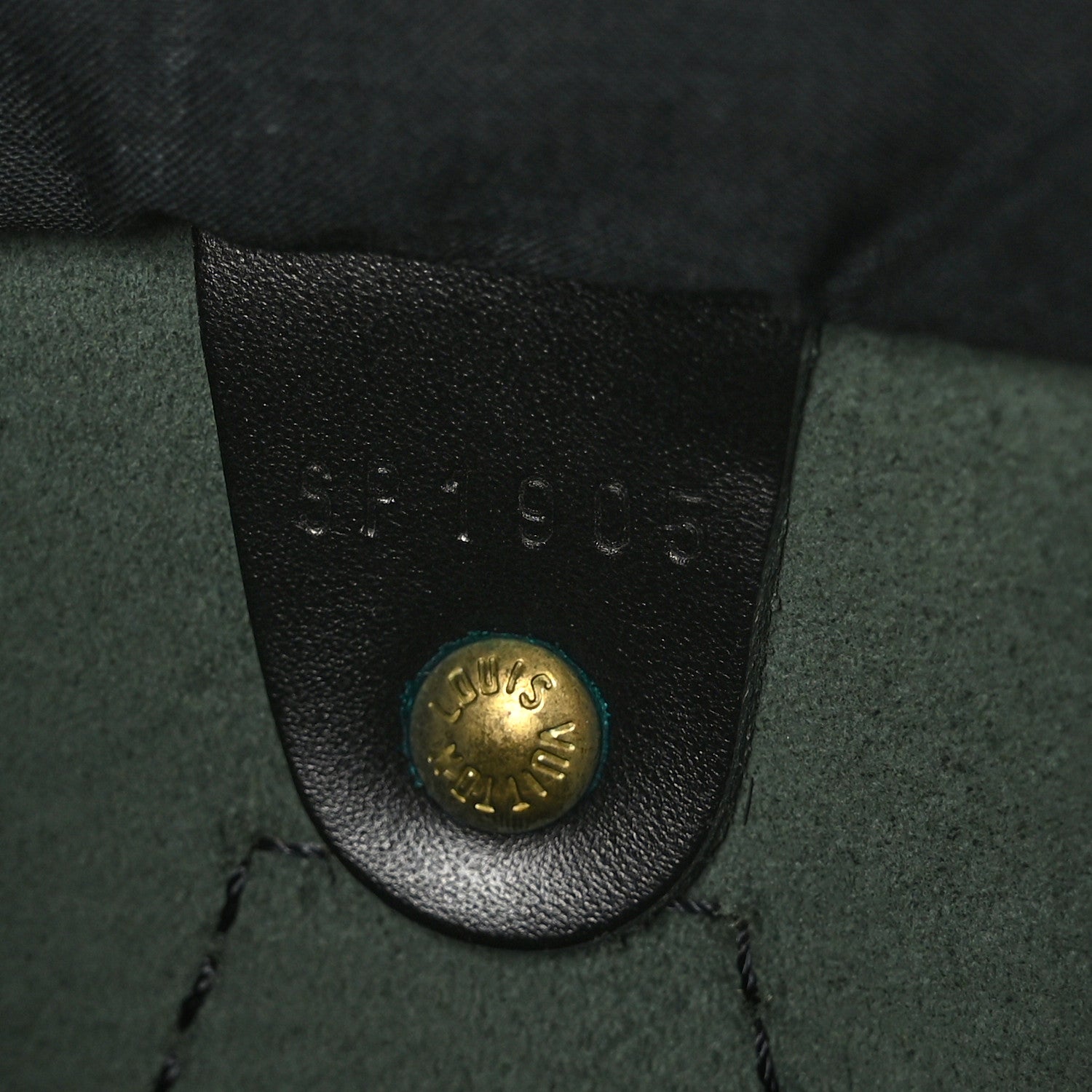 Louis Vuitton Epi Speedy 25 Black 6 of 12