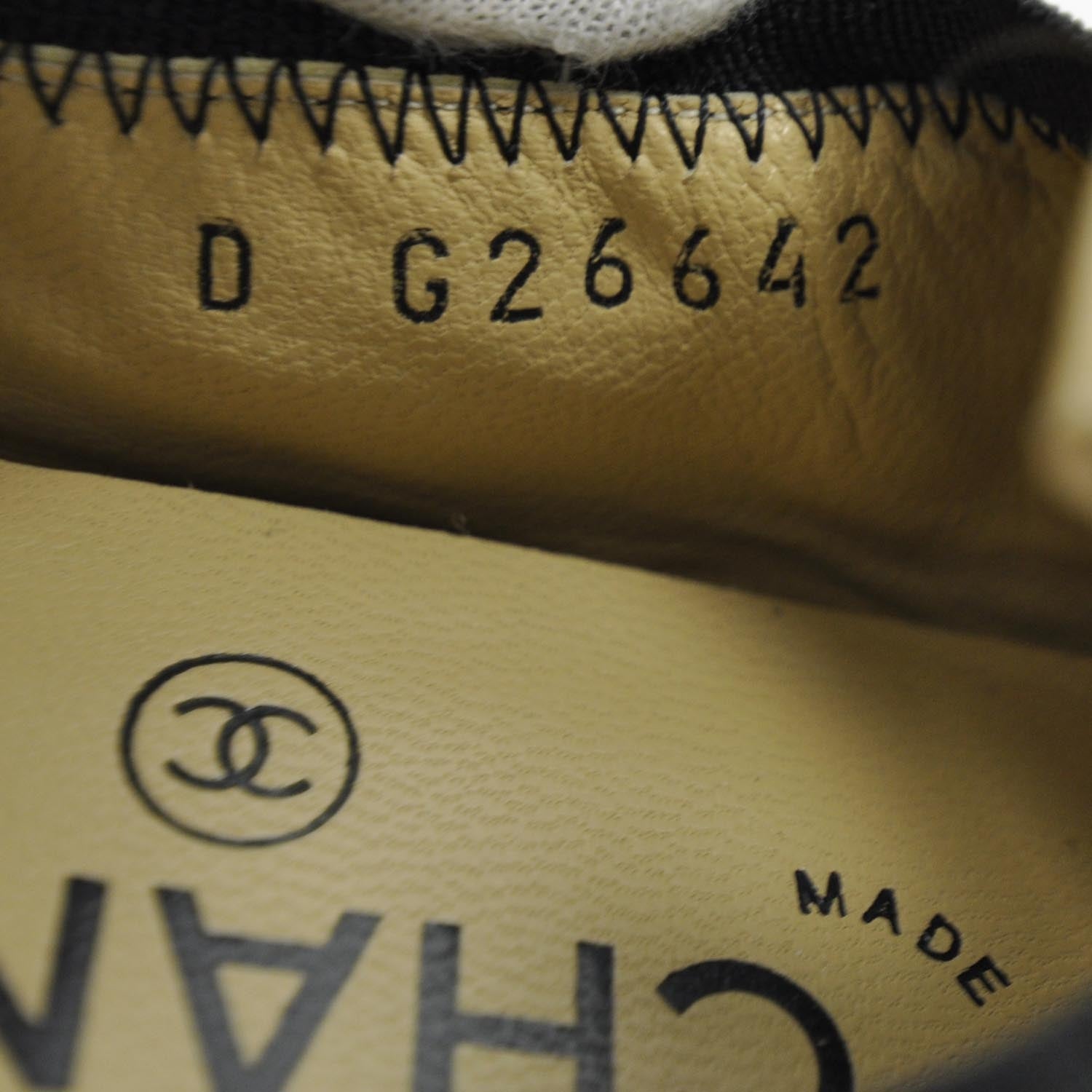 Chanel Lambskin Elastic CC Ballet Flats 37 Black Beige 9 of 10