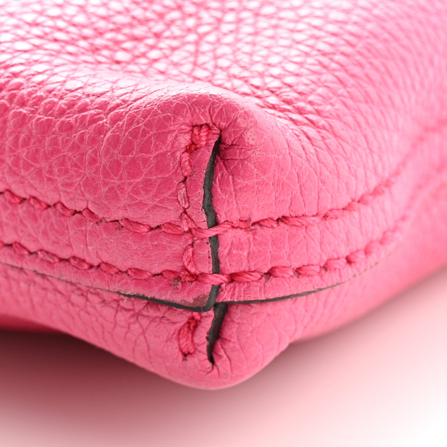 Gucci Pebbled Calfskin Medium Logo Portfolio Clutch  Pink Green 12 of 15