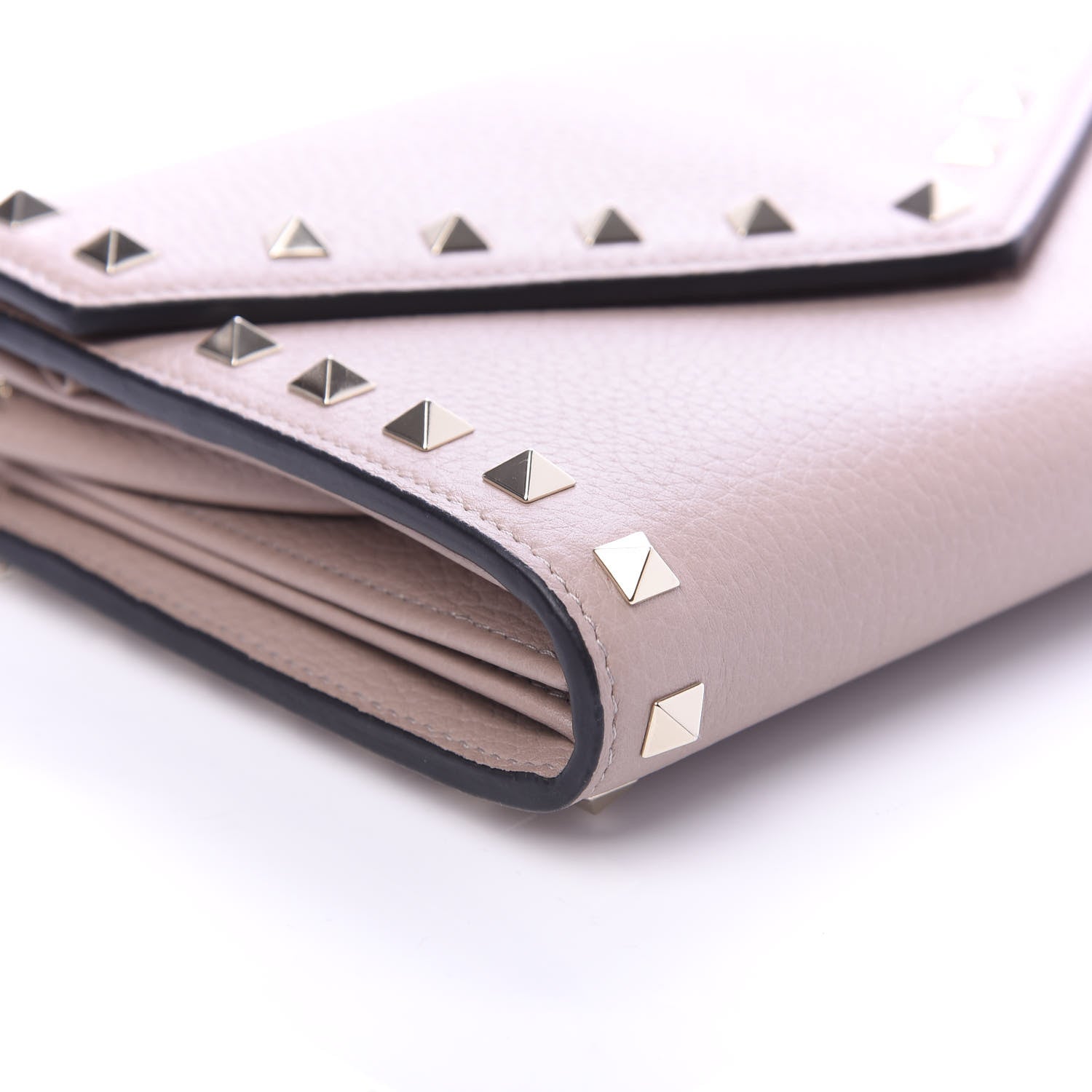 Valentino Garavani Pebbled Calfskin Rockstud Envelope Wallet on Chain Poudre 6 of 10