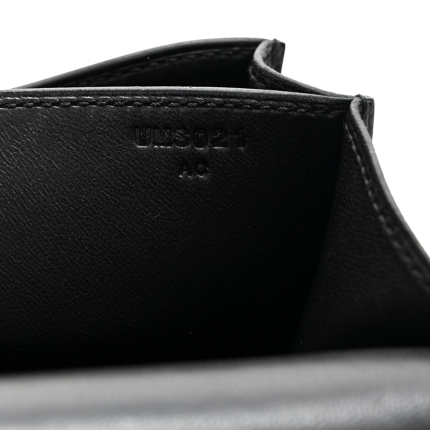 Epsom Constance 18 Black
