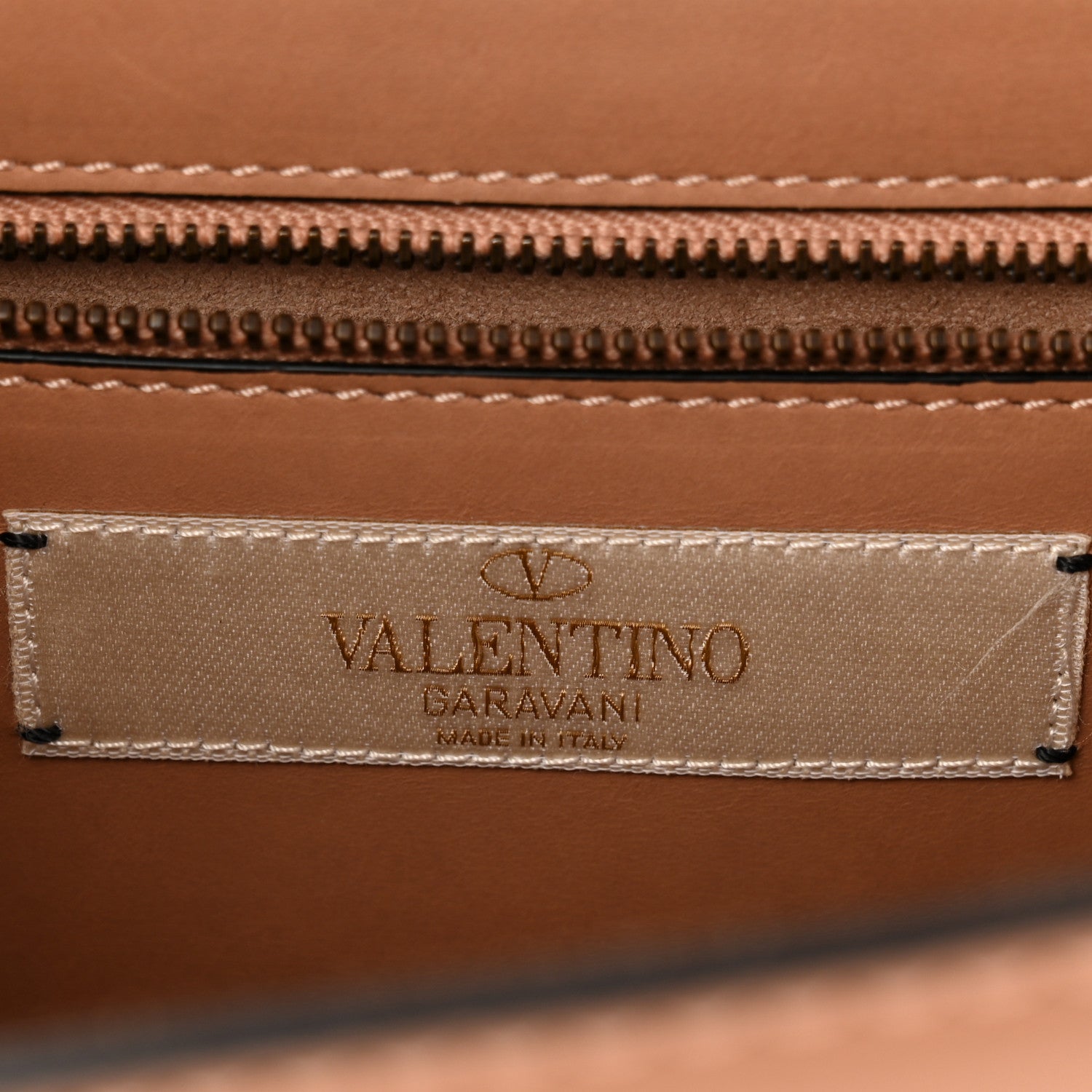 Valentino Garavani Vitello Medium Glam Lock Rockstud Rolling Flap Poudre 6 of 9