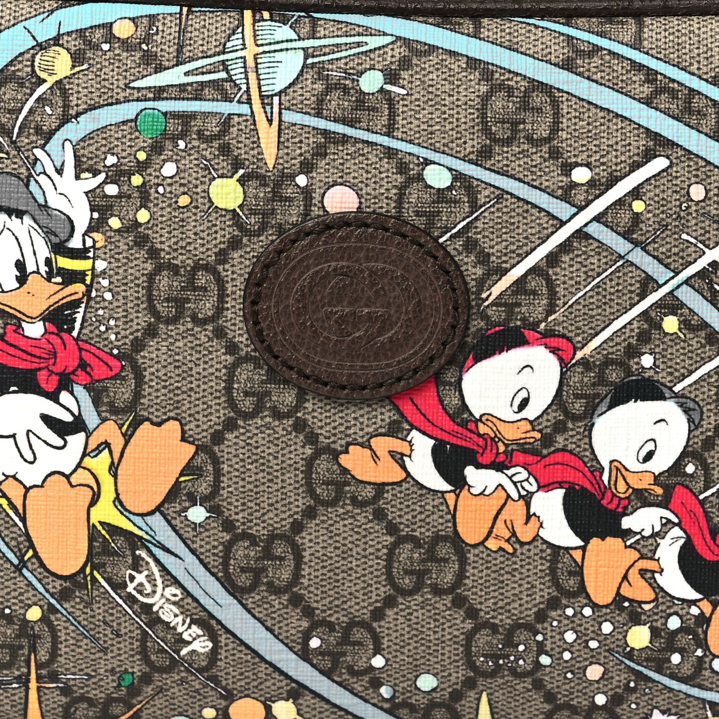 X DISNEY GG Supreme Monogram Donald Duck Small Interlocking G Belt Bag 80 32 Beige Multicolor New Acero