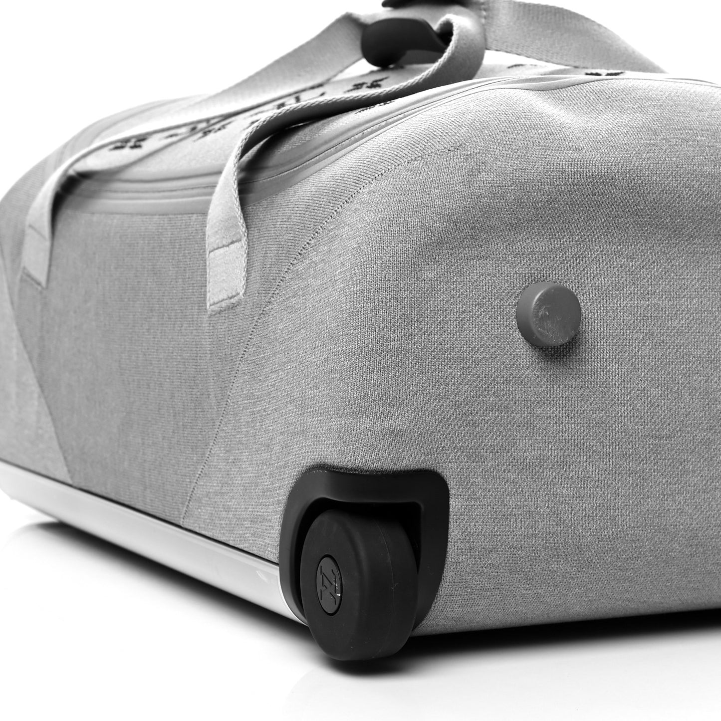 Knit Monogram Horizon Soft Duffle 55 Grey