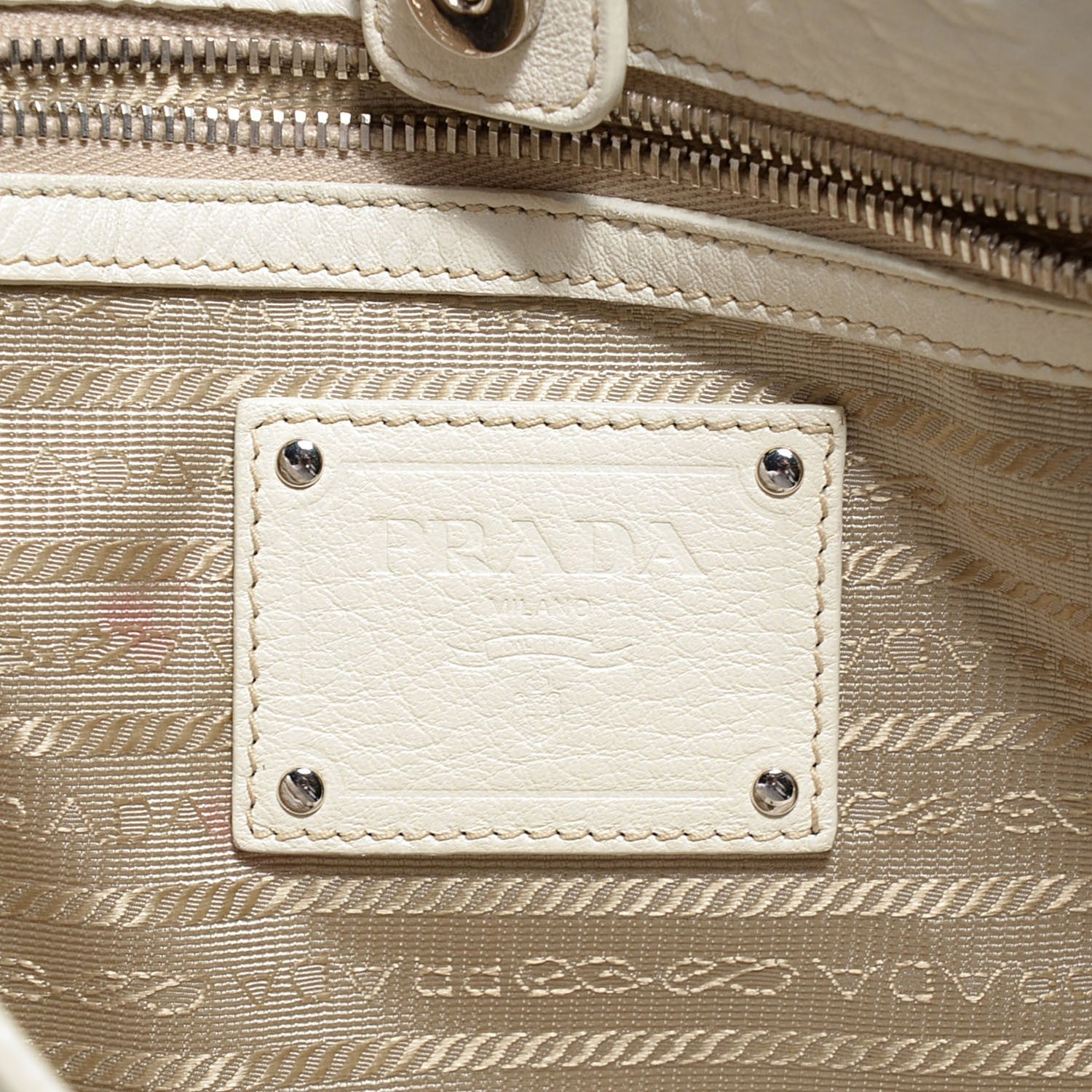 Prada Vitello Daino Braided Tote Bianco 6 of 10