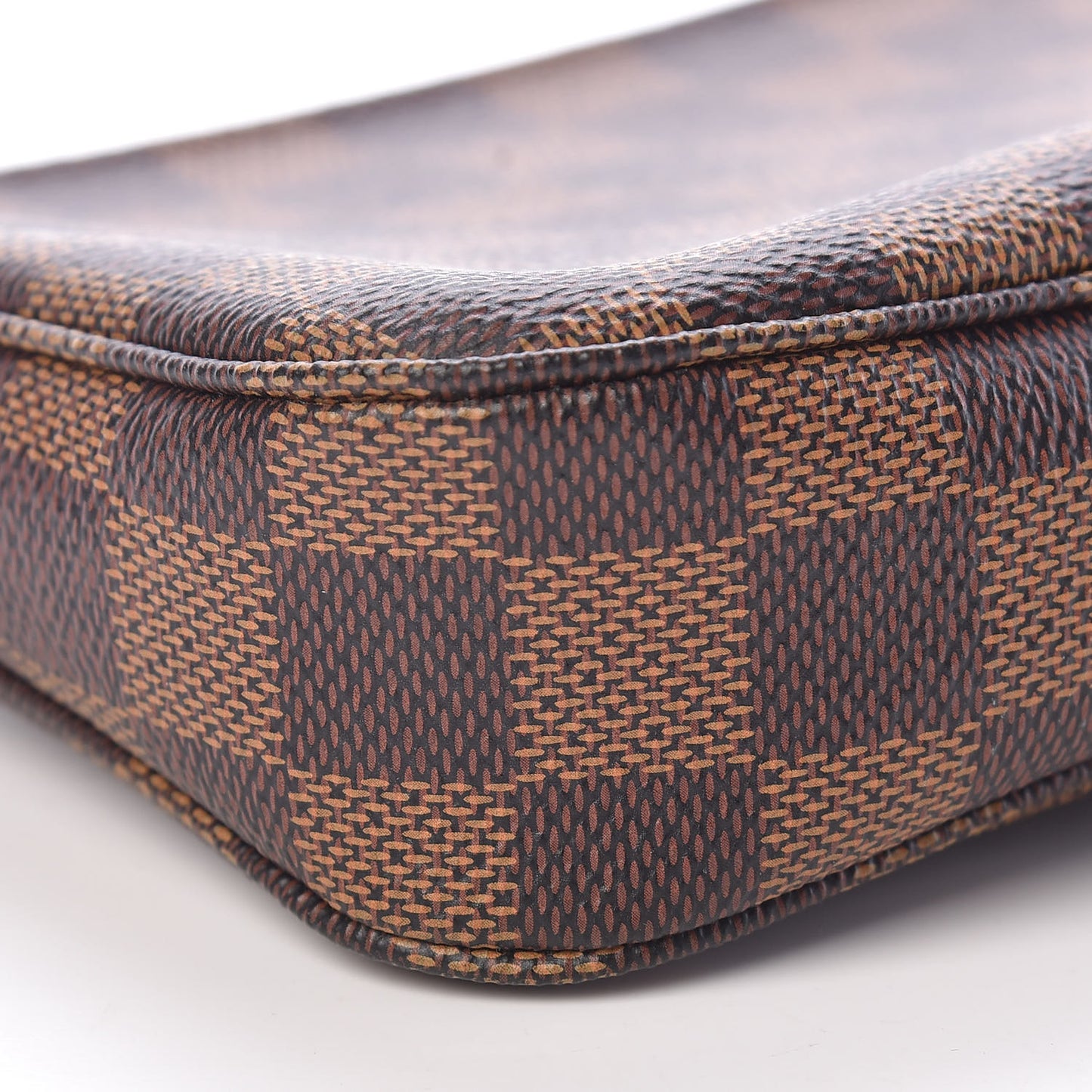 Damier Ebene Pochette Accessories NM