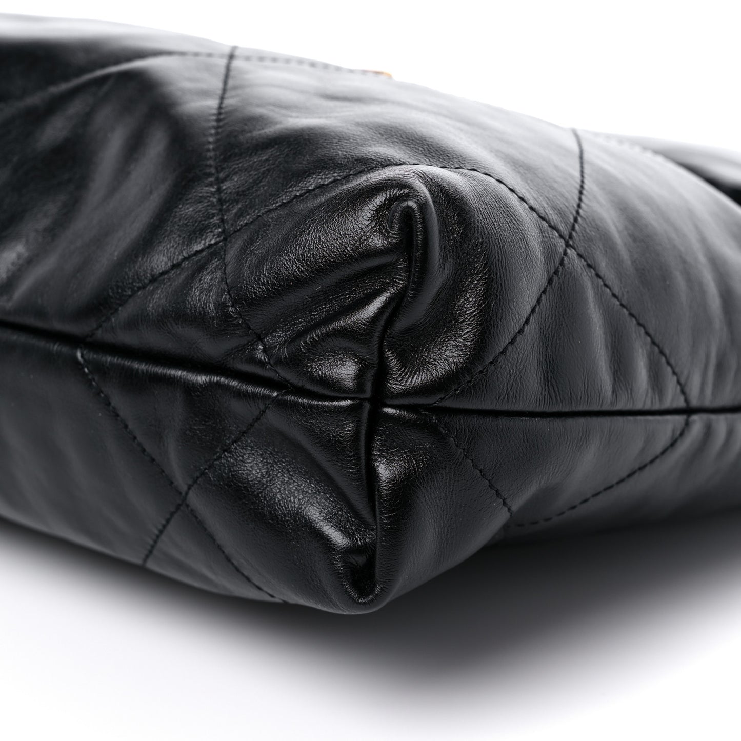 Shiny Calfskin Quilted Small Chanel 22 Black