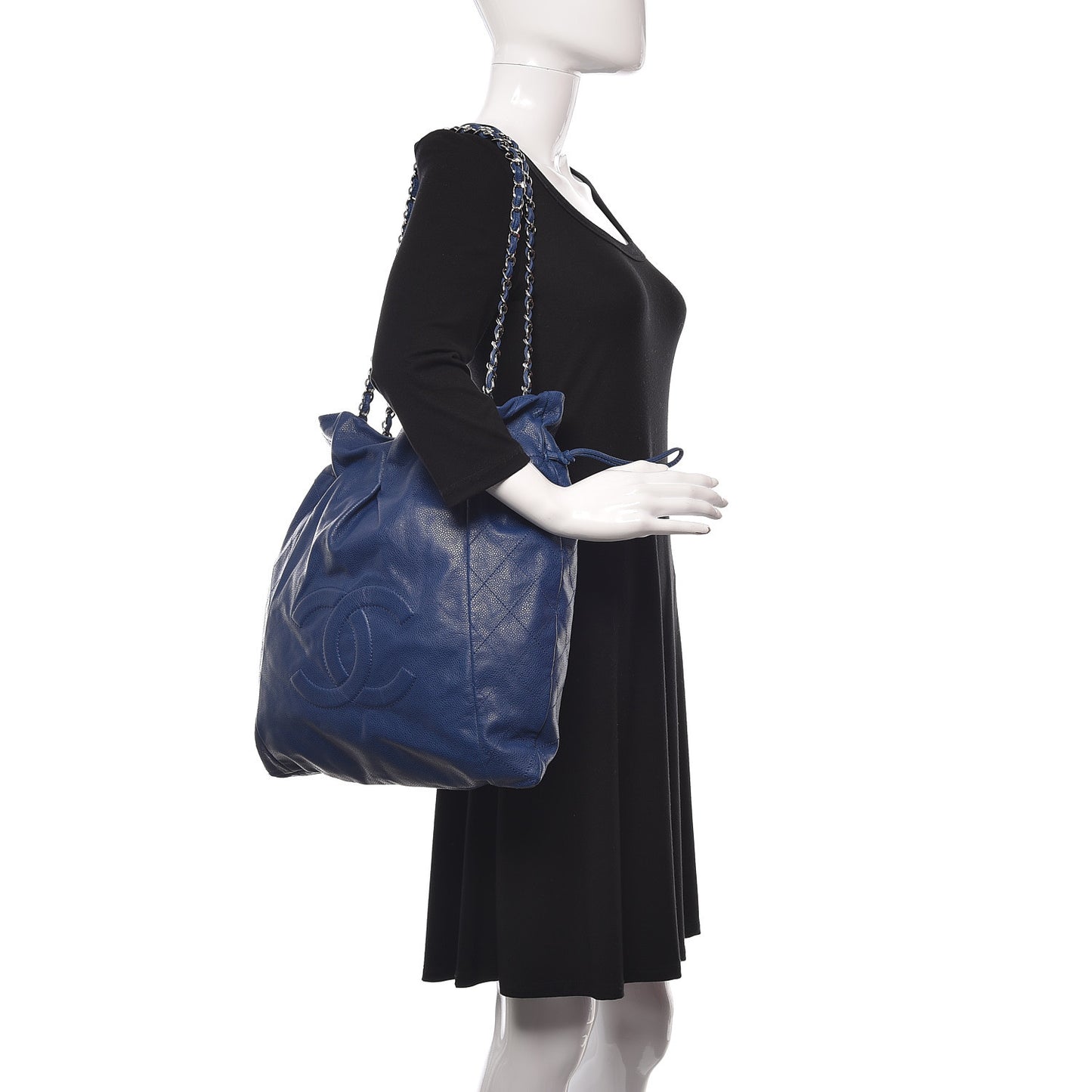 Caviar 31 Drawstring Tote Dark Blue