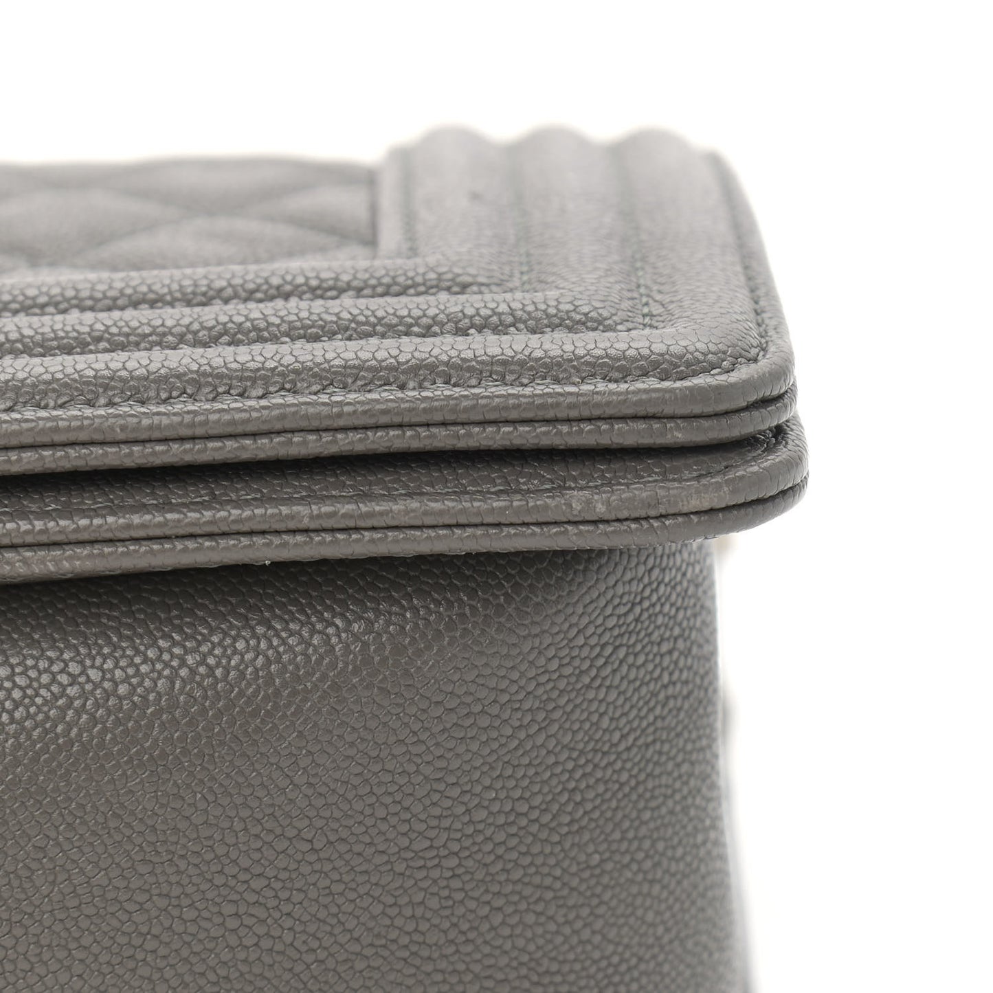 Caviar Quilted Medium Boy Flap Grey