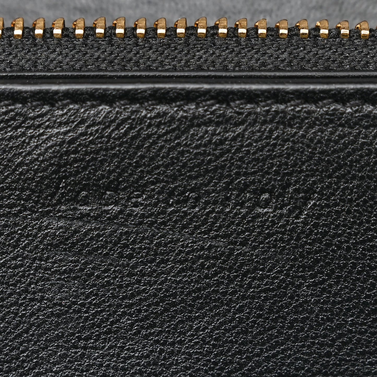 Box Calfskin Medium Classic Box Flap Bag Black