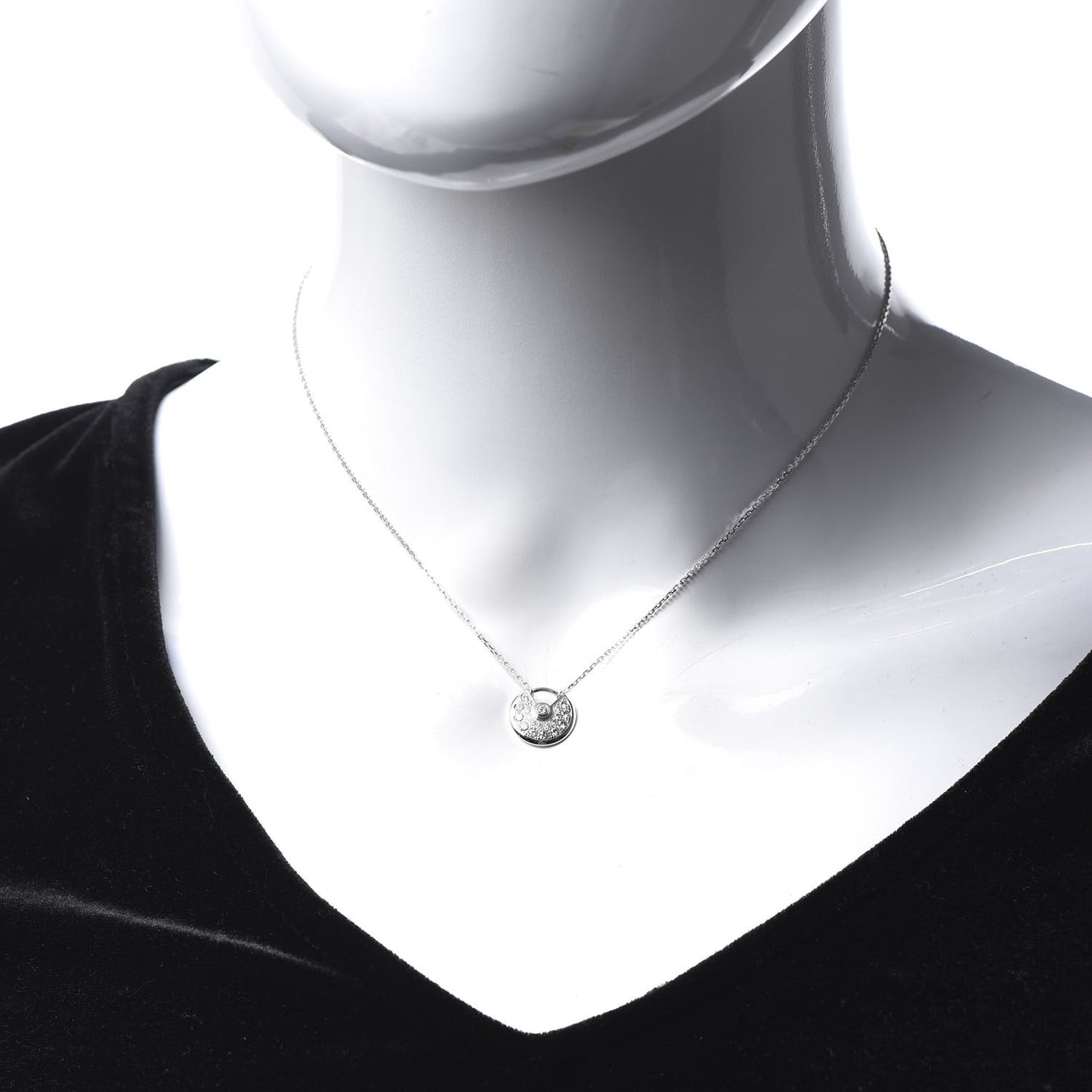 18K White Gold Diamond XS Amulette de Pendant Necklace