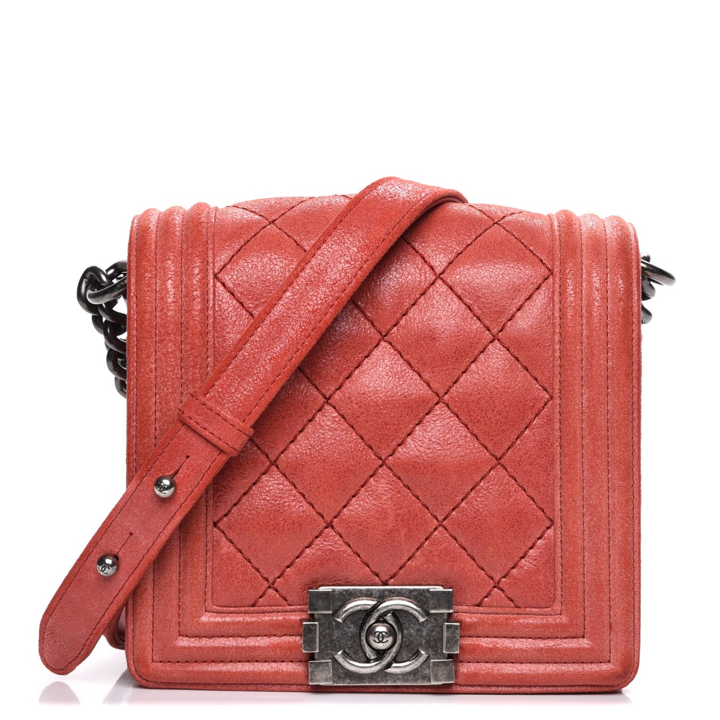 Iridescent Calfskin Quilted Small Gentle Square Boy Flap Red