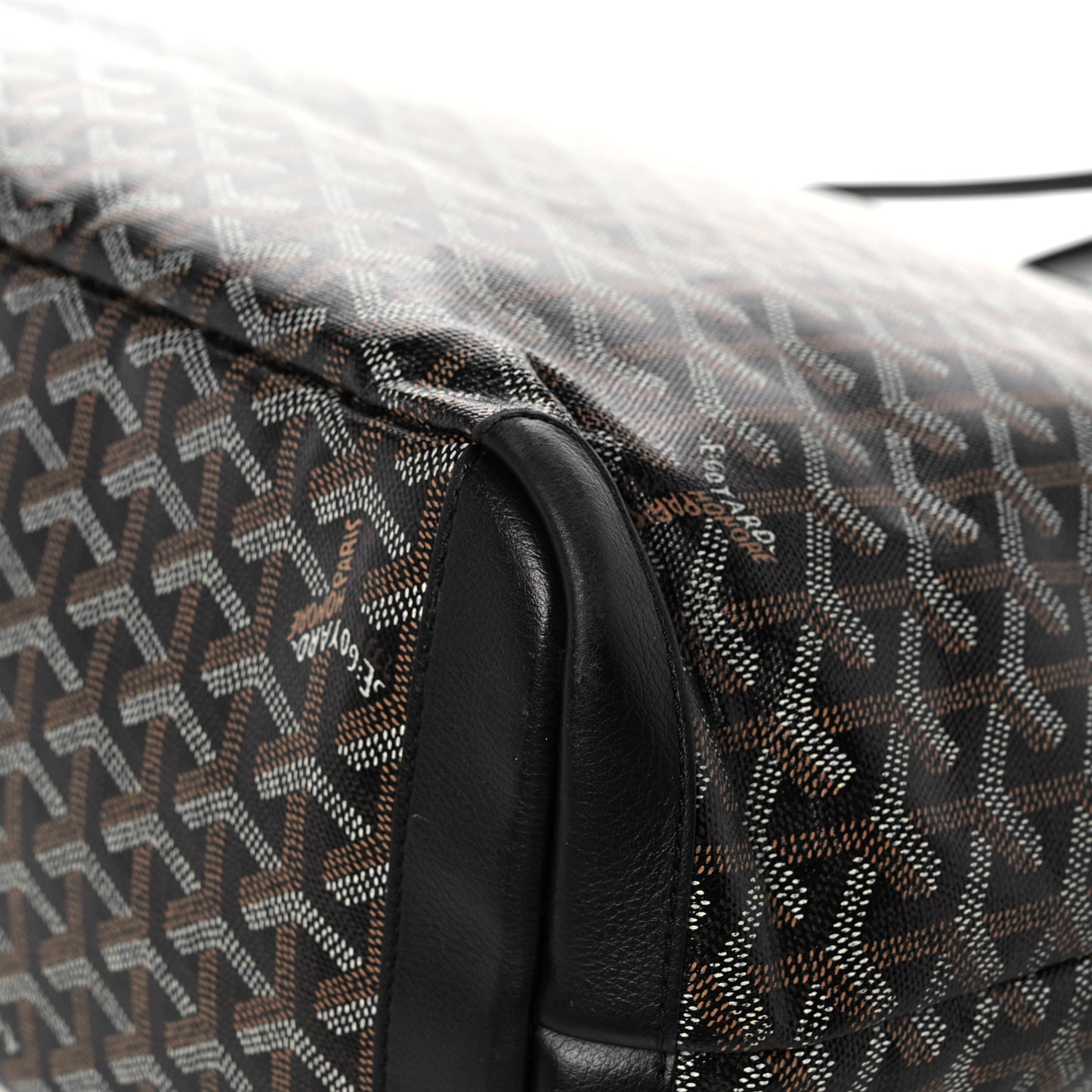 Goyardine Artois MM Black