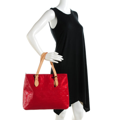 Louis Vuitton Vernis Brentwood Pomme D'Amour 2 of 7