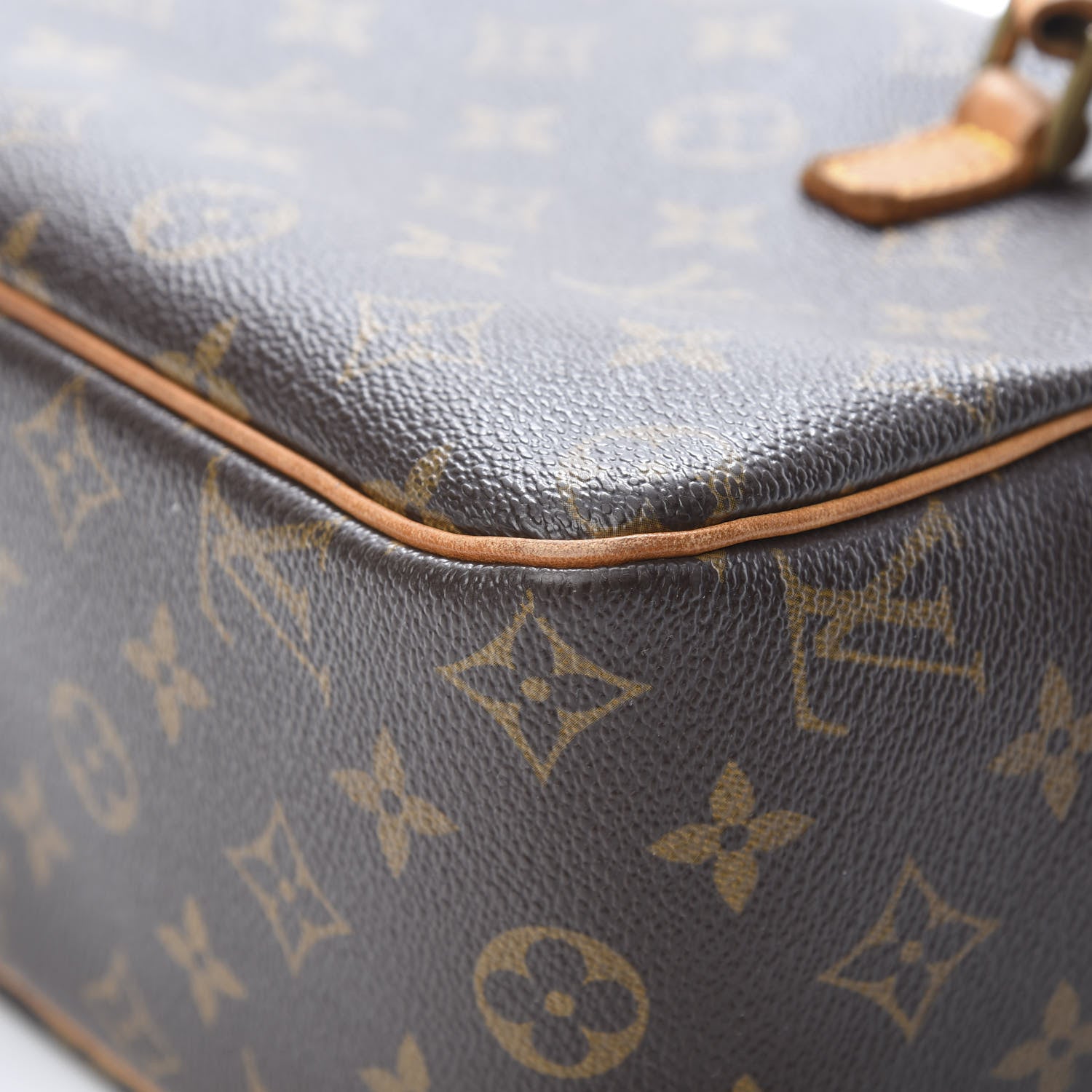 Louis Vuitton Monogram Cite MM 11 of 18