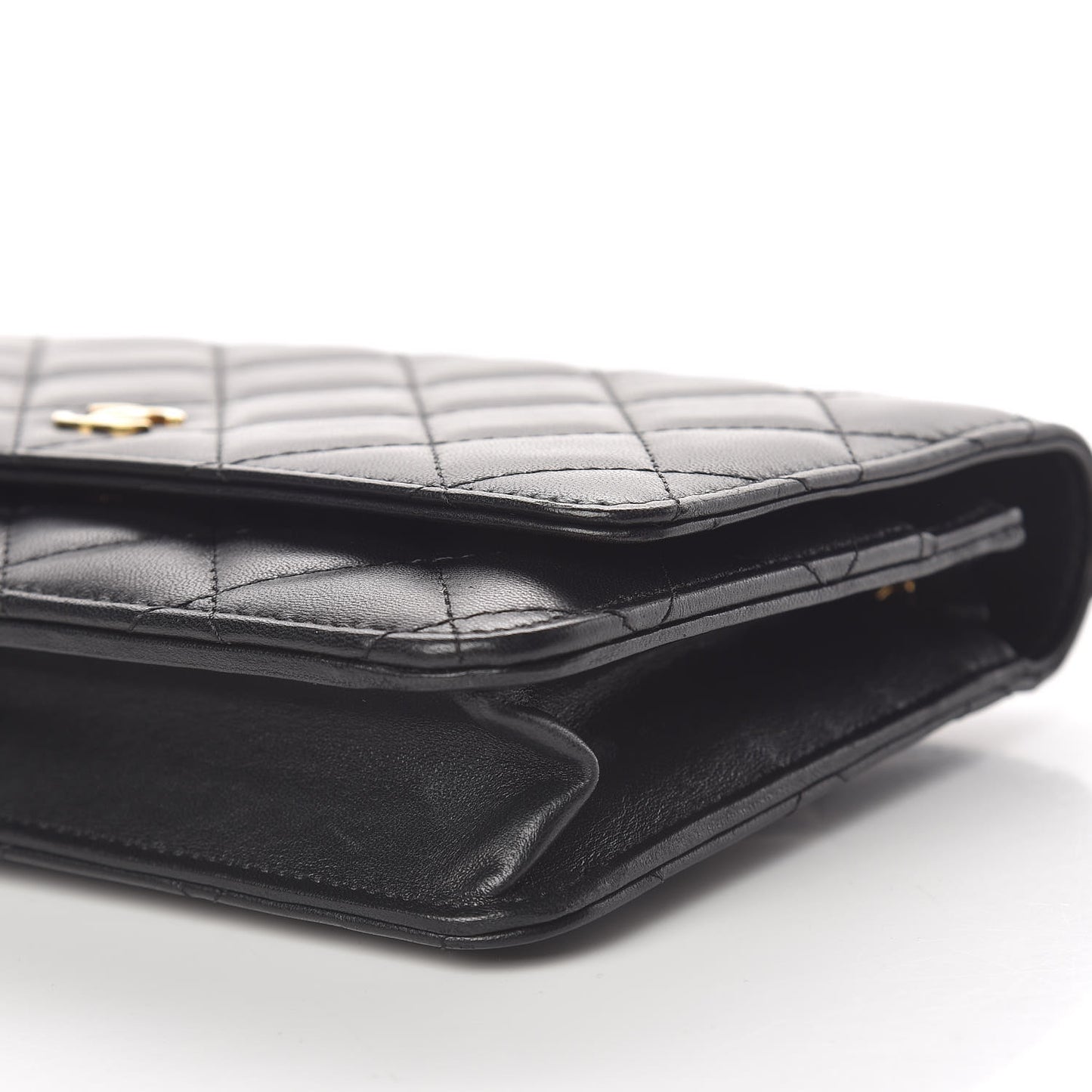 Lambskin Quilted Wallet On Chain WOC Black