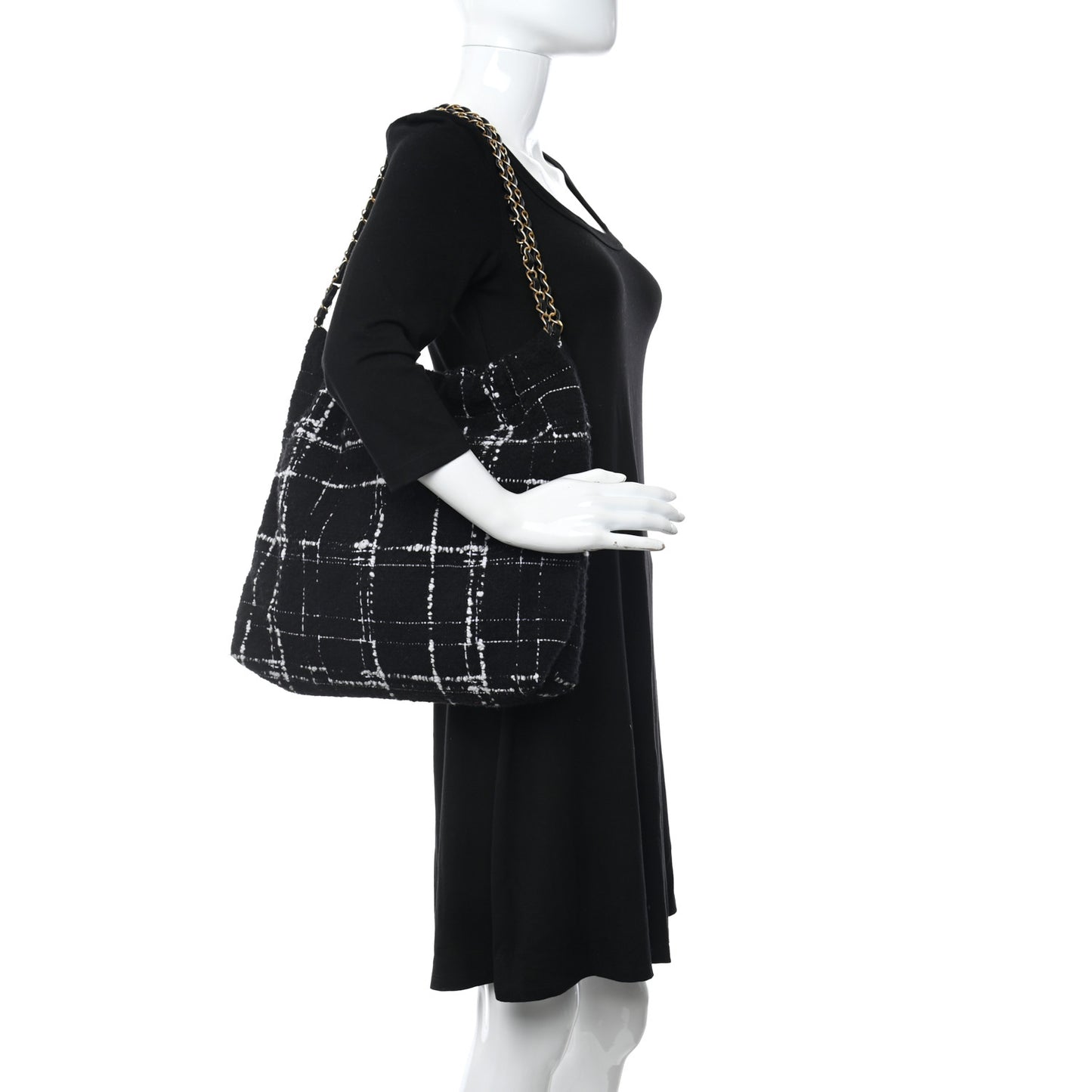 Wool Tweed Quilted Chanel 22 Black Multicolor