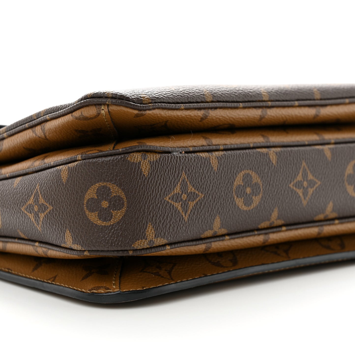 Reverse Monogram Pochette Metis