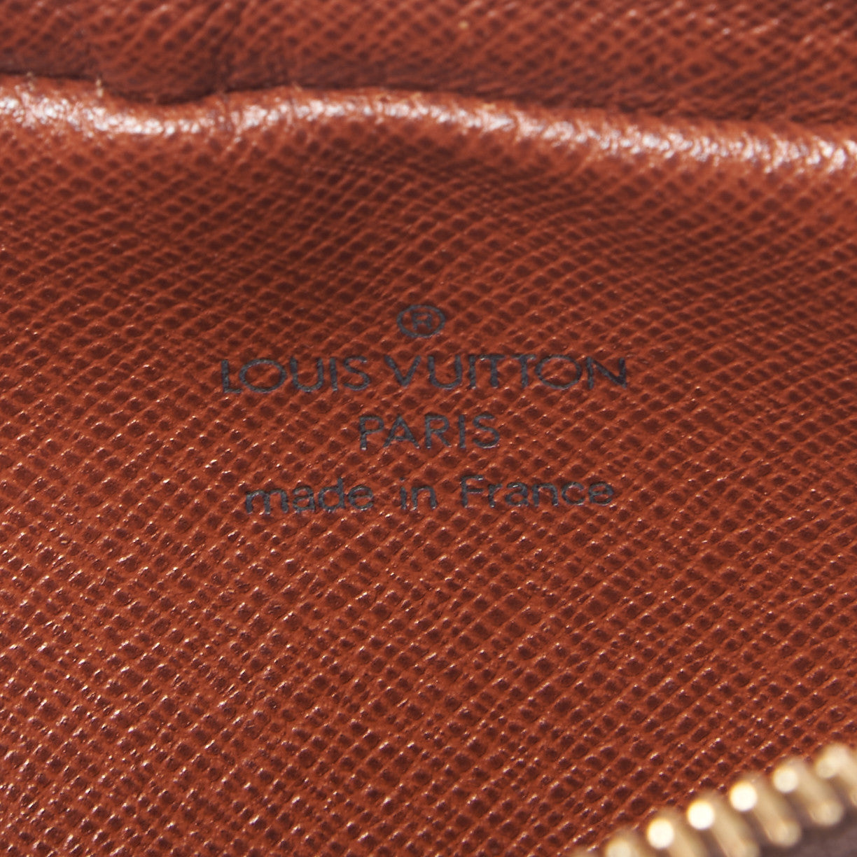 Monogram Amazone