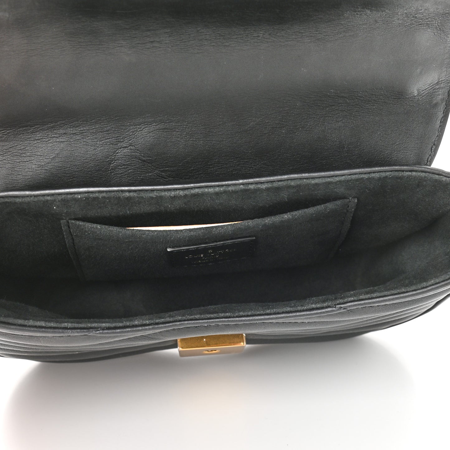 Calfskin New Wave Chain PM Black