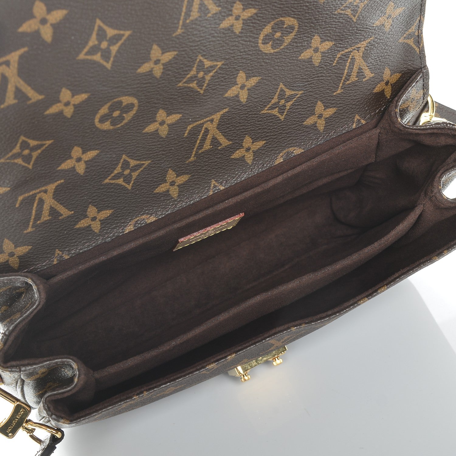 Louis Vuitton Monogram Pochette Metis 5 of 7