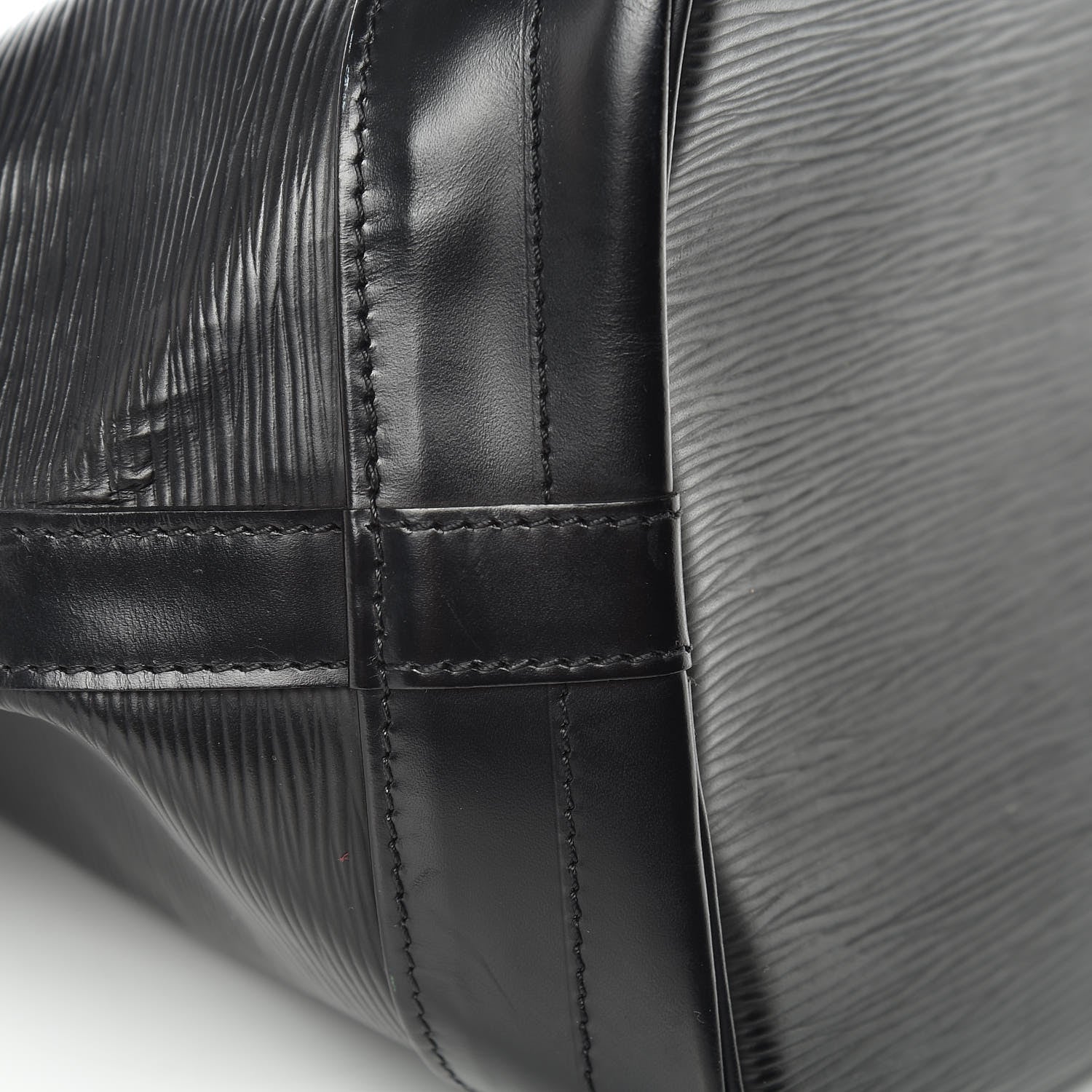 Louis Vuitton Epi Noe Black 7 of 9