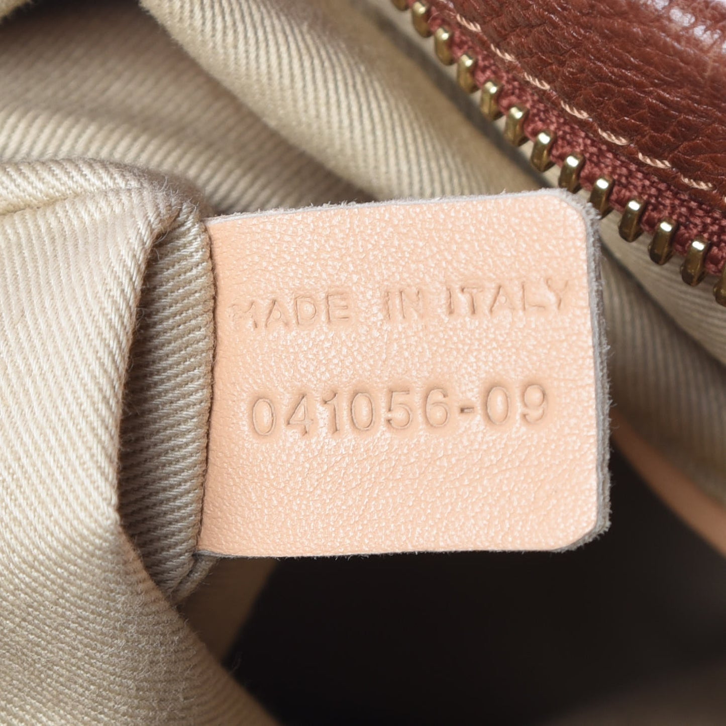 Calfskin Medium Paraty Brown Delight