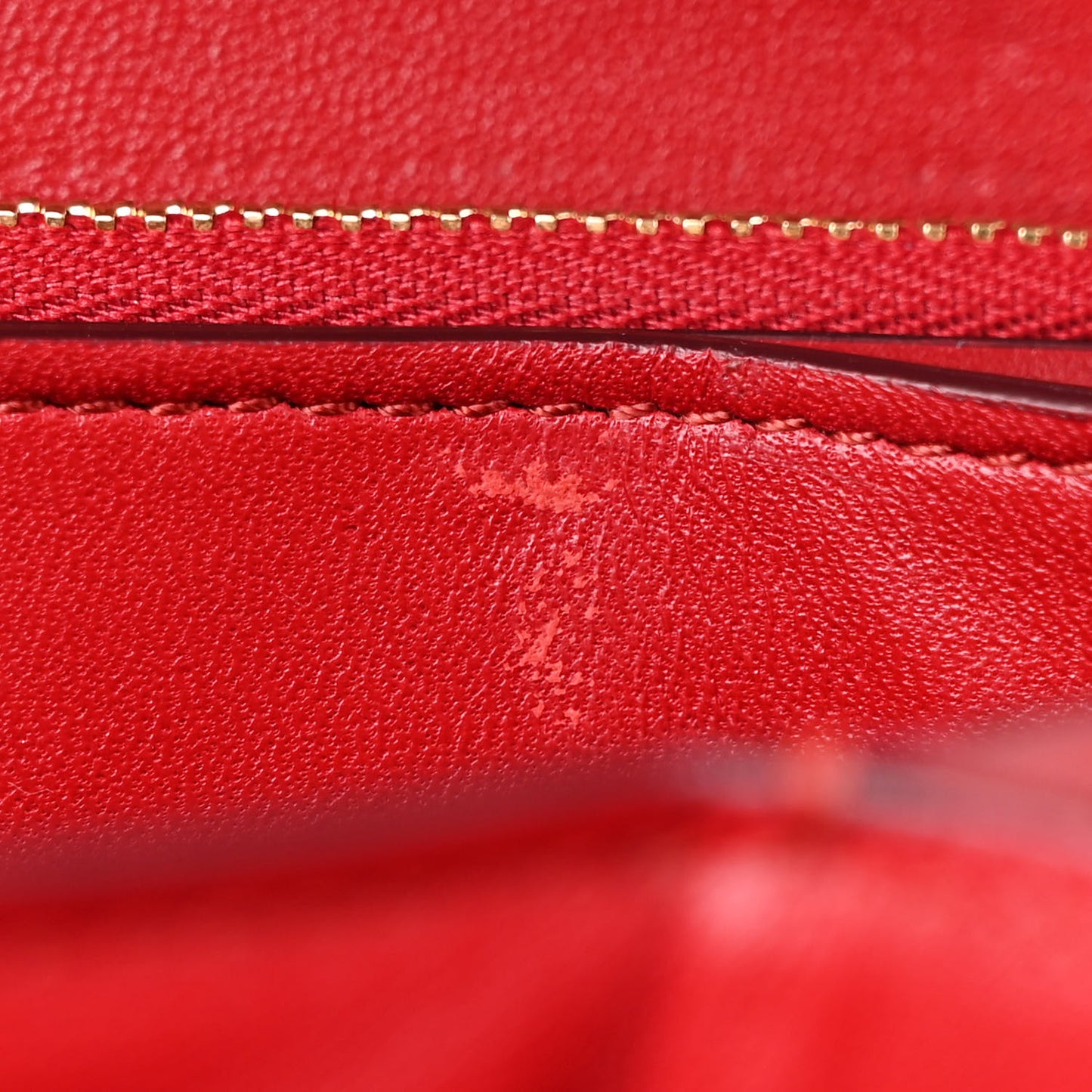 Smooth Calfskin Medium Classic Box Flap Bag Red