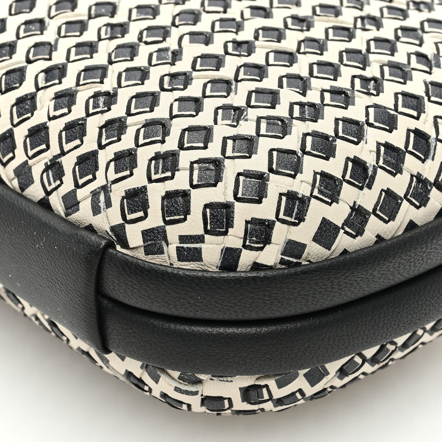 Nappa Printed Intrecciato Stretch Knot Clutch Black