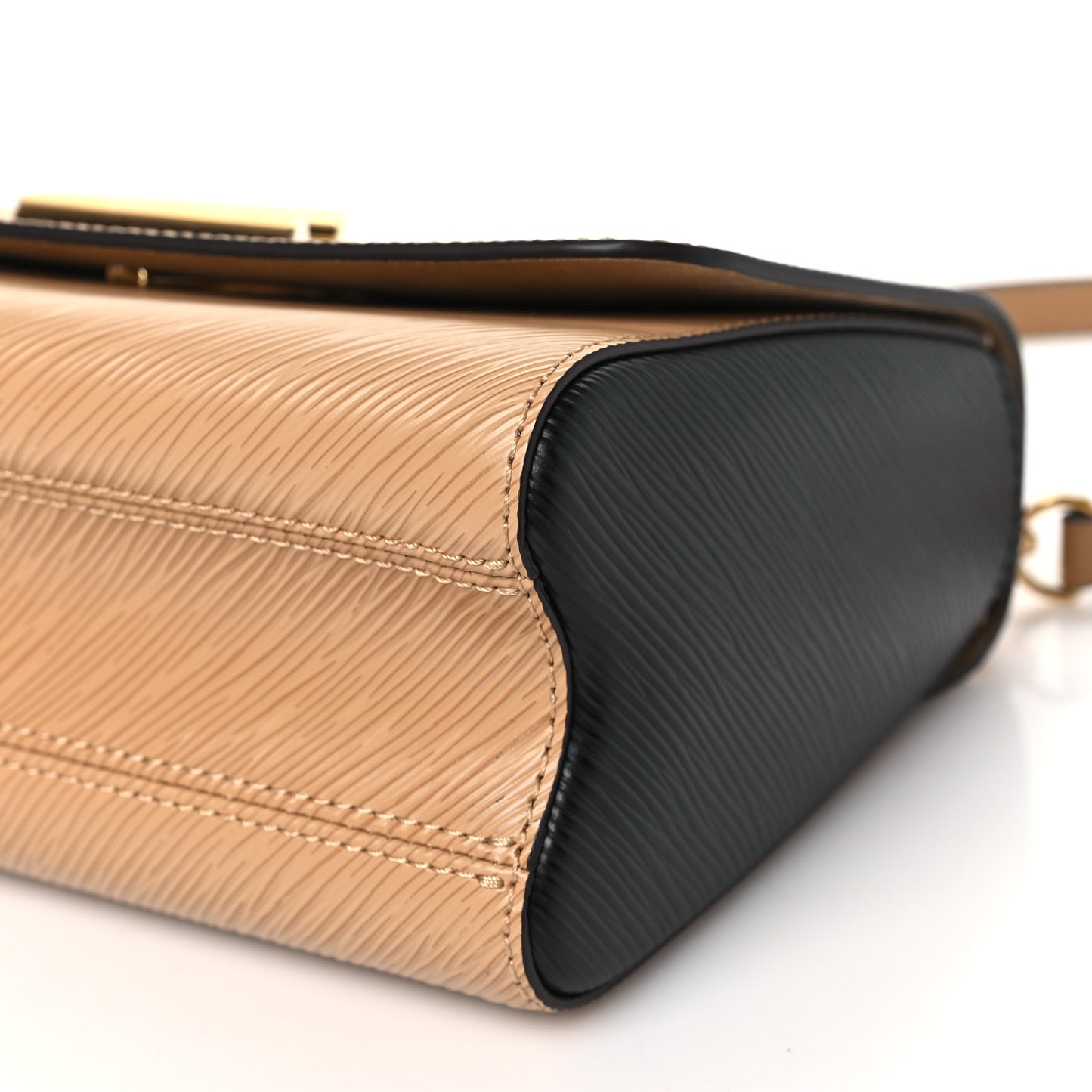 Epi Twist Shoulder Bag MM Camel