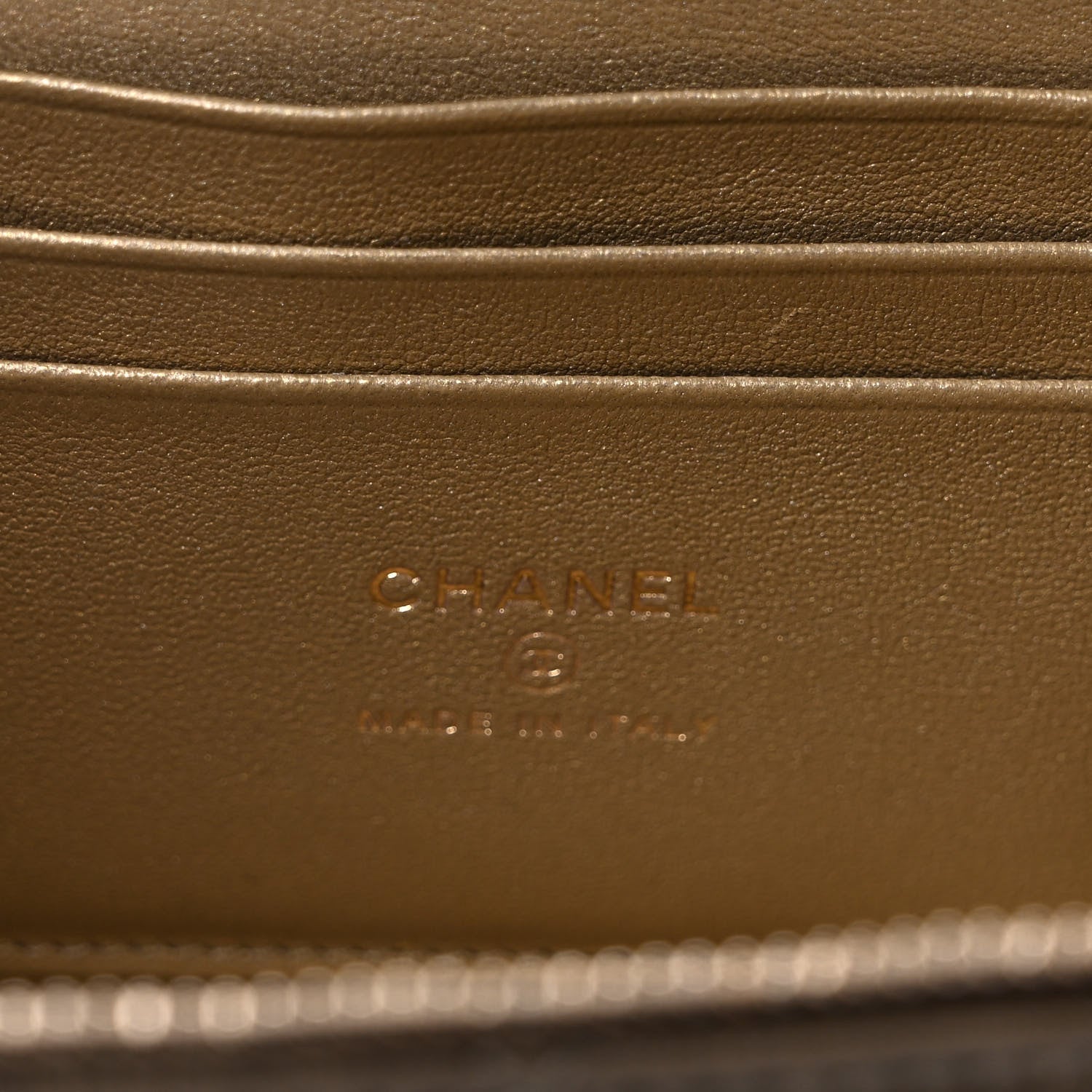 Chanel Metallic Lambskin Quilted Small CC Dynasty Vanity Case With Chain Gold 5 of 9