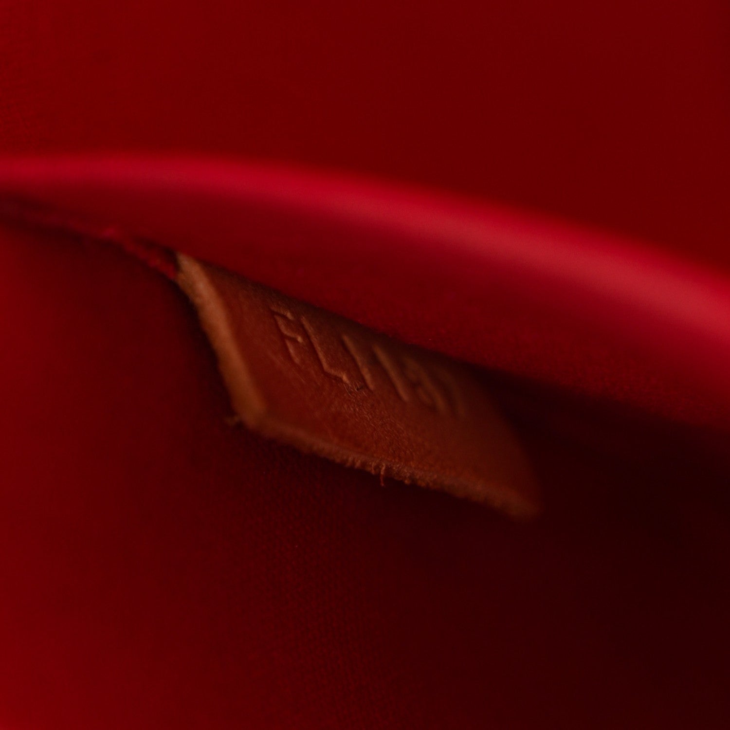 Louis Vuitton Vernis Alma BB Cherry 7 of 12