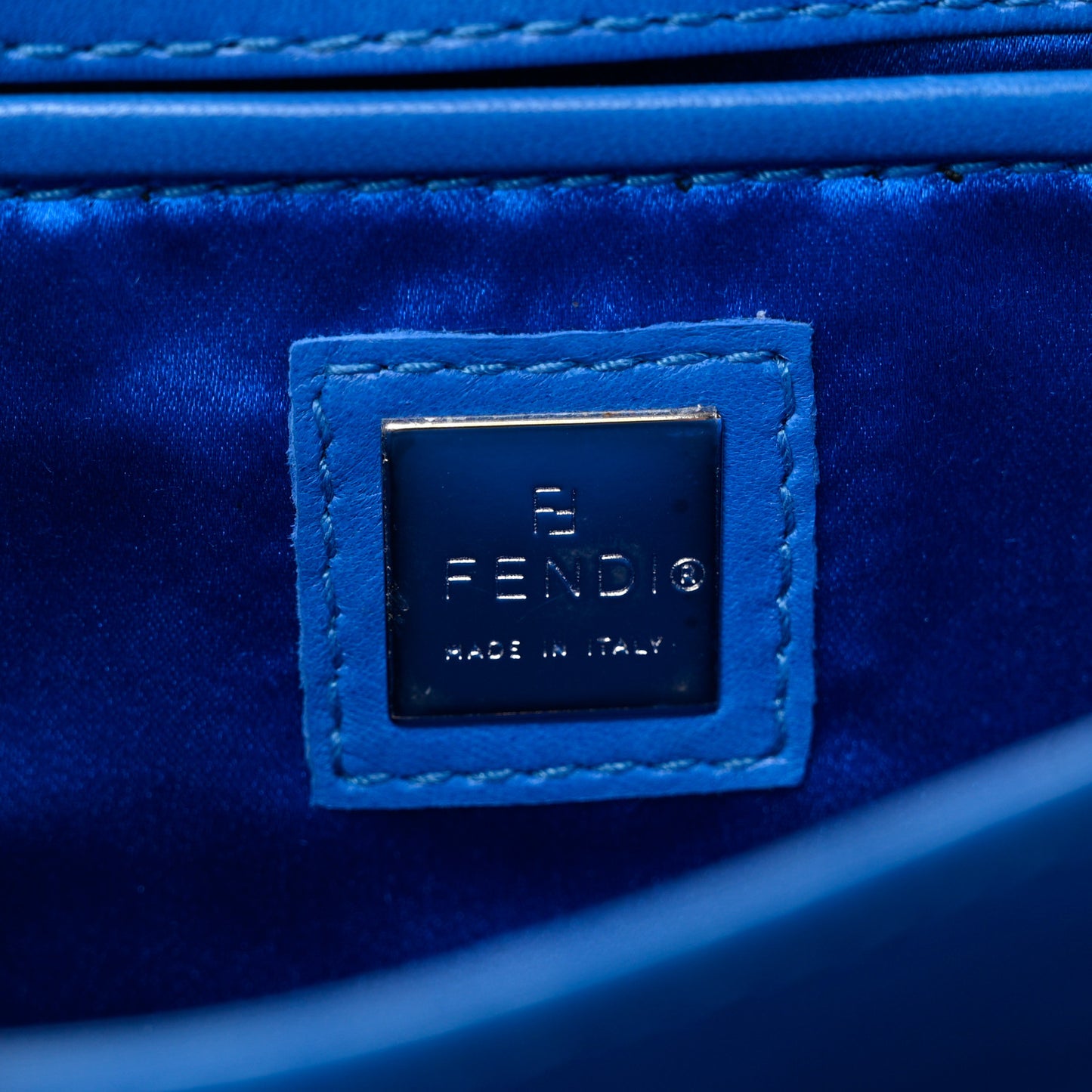 Iridescent Lizard Shoulder Bag Blue