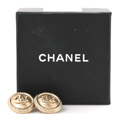 Chanel Metal CC Round Earrings Gold 5 of 5