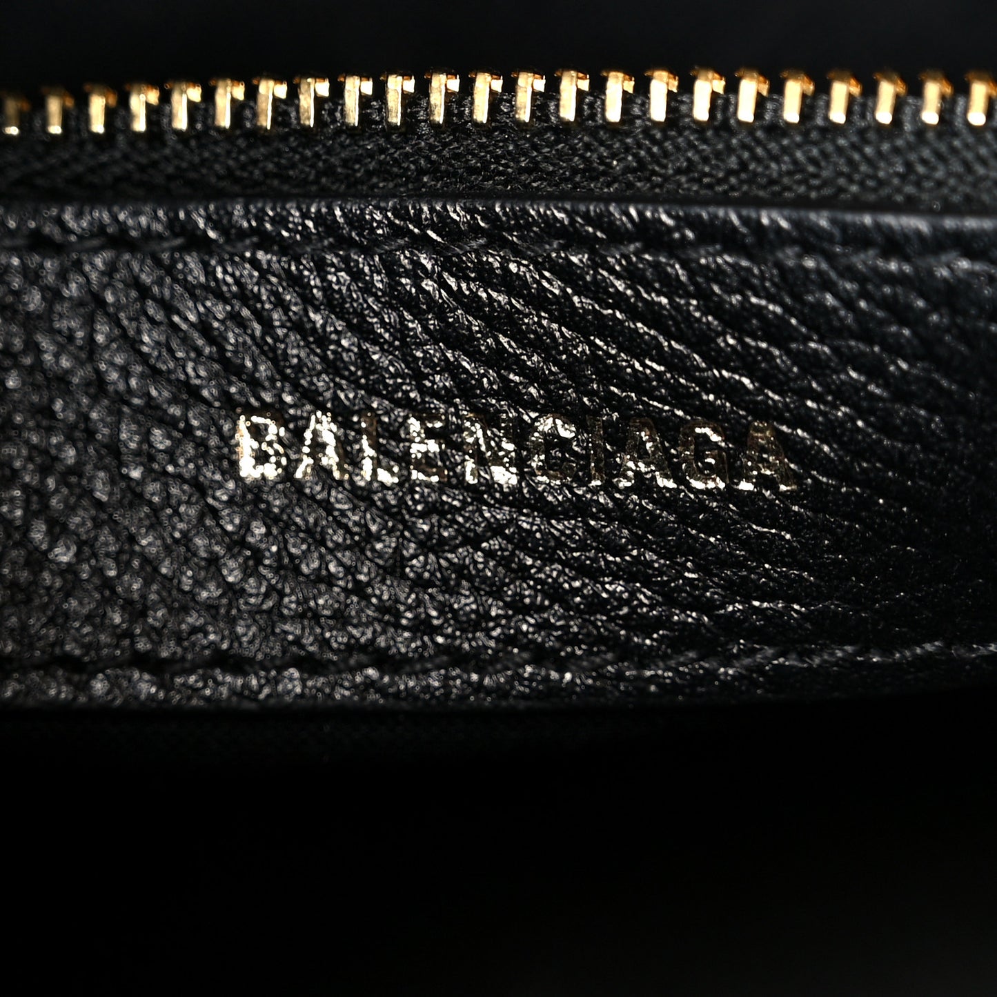 Grained Calfskin Logo S Ville Top Handle Bag Black White