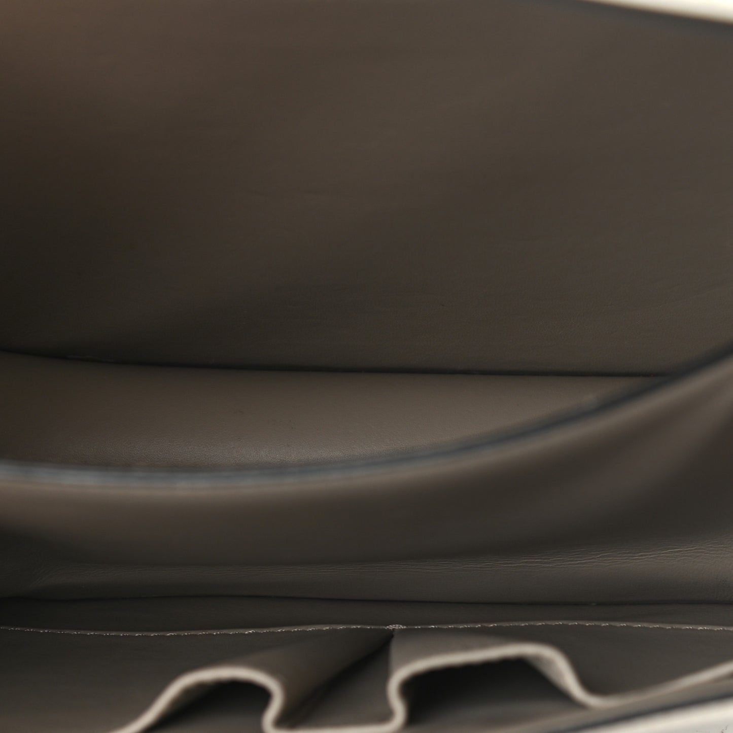 Spazzolato Calfskin Medium Classic Box Flap Bag Quartz