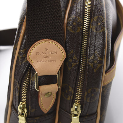 Louis Vuitton Monogram Reporter PM 7 of 9