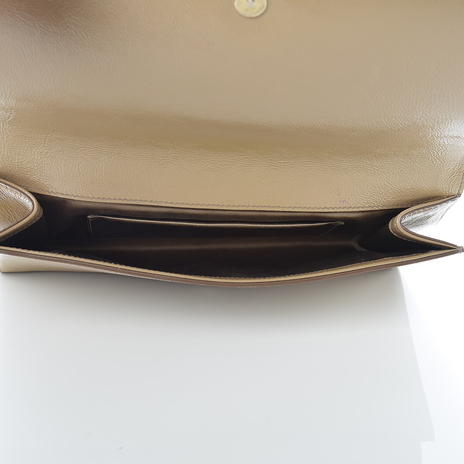 Saint Laurent Textured Patent Calfskin Monogram Large Belle De Jour Clutch Beige 5 of 15