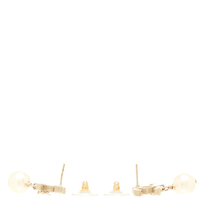 Chanel Pearl Crystal CC Drop Clip On Earrings Silver Pearly White 3 of 4