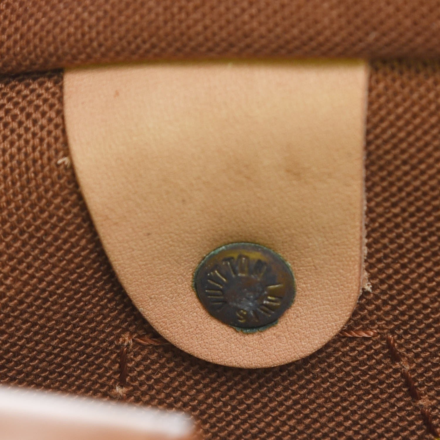Louis Vuitton Monogram Speedy 30 18 of 19