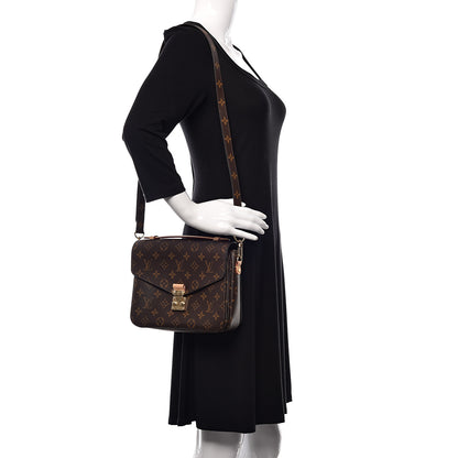 Louis Vuitton Monogram Pochette Metis 2 of 12