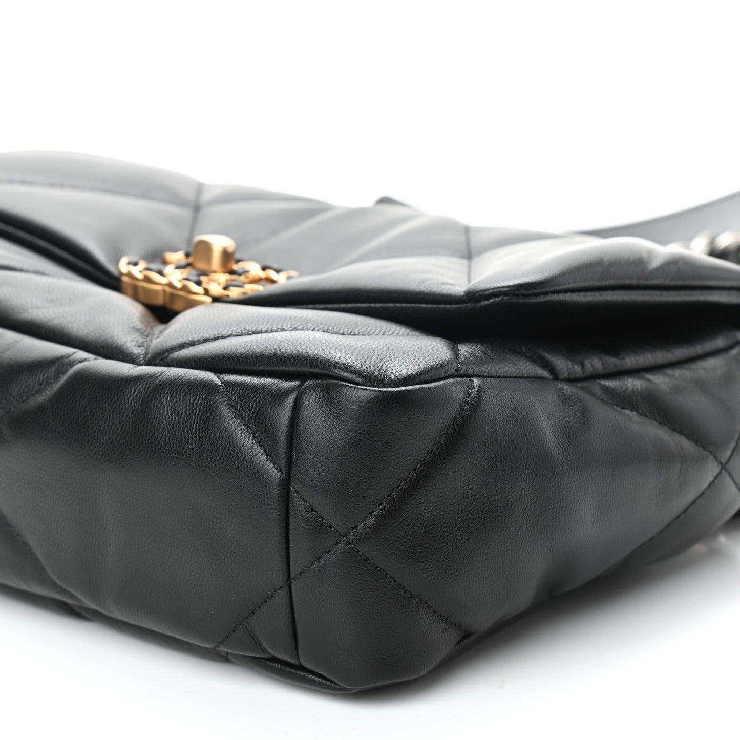 Shiny Goatskin Quilted Medium Chanel 19 Flap Black