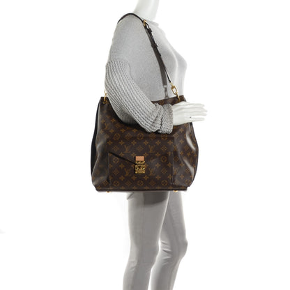 Louis Vuitton Monogram Metis 2 of 7