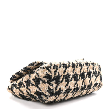 Chanel Tweed Maxi Chanel 19 Flap Beige Black 4 of 10